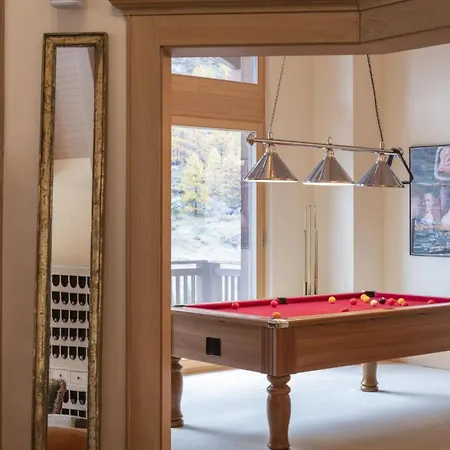 Apartment Charm: Cozy Up In A High-altitude Kitzbuhel